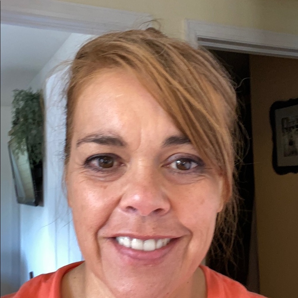 Meet your Posher, Brenda